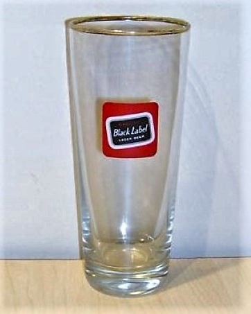 beer glass from the Carling brewery in Canada with the inscription 'Carling Black Label Lager beer'