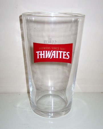beer glass from the Thwaites brewery in England with the inscription 'Brewers Since 1807 Thwaites'