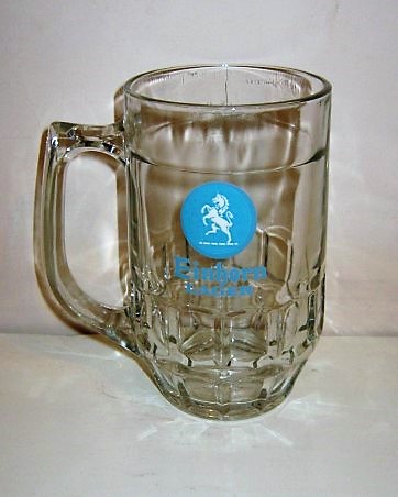 beer glass from the Robinsons brewery in England with the inscription 'Einhorn Lager'