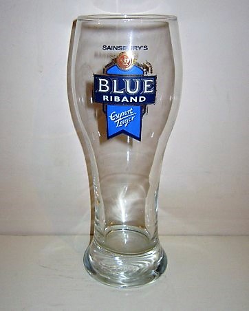 beer glass from the Sainsbury's brewery in England with the inscription 'Sainsbury's Blue Riband Export Lager'