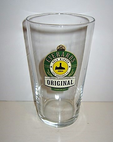 beer glass from the Everards brewery in England with the inscription 'Everards Brewed In Leicestershire Original Premium Ale'
