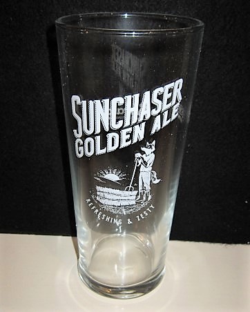 beer glass from the Everards brewery in England with the inscription 'Sunchaser Golde Ale, Refreshing & Zesty'