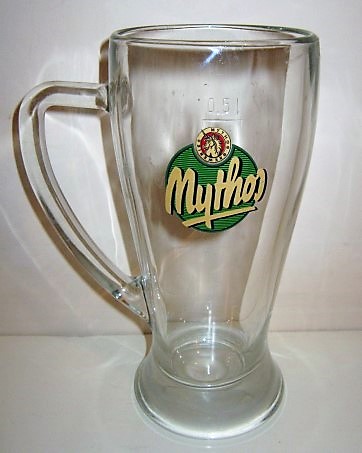 beer glass from the Mythos brewery in Greece with the inscription 'Mythos'