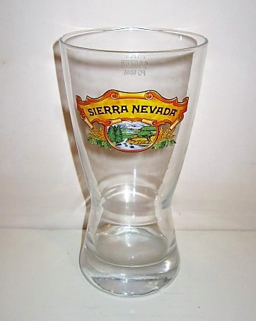 beer glass from the Sierra Nevada brewery in U.S.A. with the inscription 'Sierra Navada'