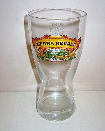 beer glass from the Sierra Nevada brewery in U.S.A. with the inscription 'Sierra Navada'