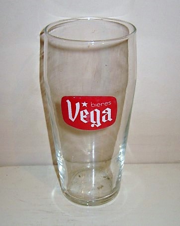 beer glass from the Motte Cordonnier brewery in France with the inscription 'Vega Bieres'