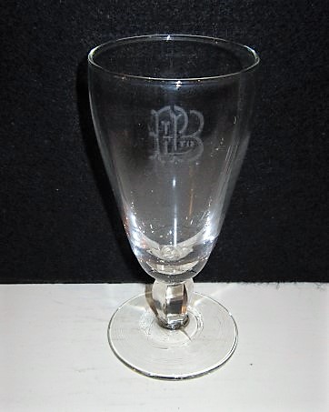 beer glass from the Plymouth Breweries brewery in England with the inscription 'PBL'