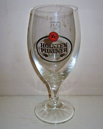 beer glass from the Holsten brewery in Germany with the inscription 'Holsten Pilsner, Kraftig Herb'