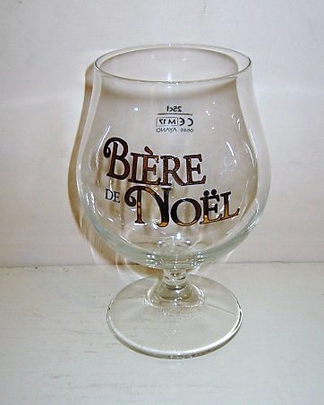 beer glass from the Meteor  brewery in France with the inscription 'Biere De Noel'