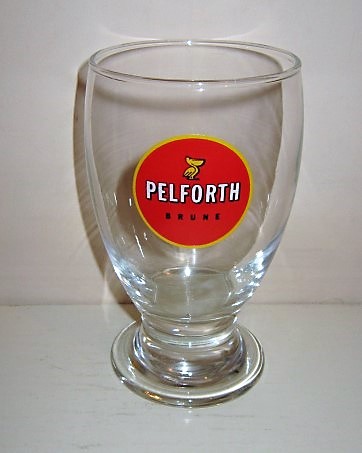 beer glass from the Pelican-Pelforth brewery in France with the inscription 'Pelforth Brune'