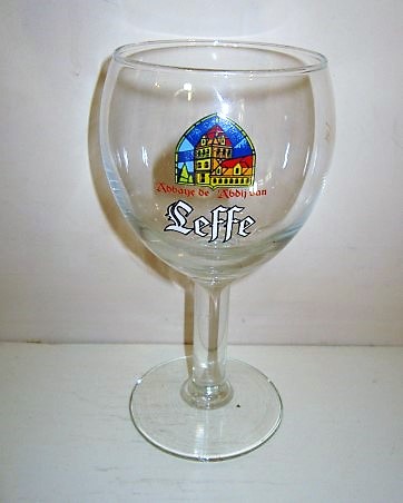 beer glass from the Leffe brewery in Belgium with the inscription 'Abbaye de Abdij van Leffe'