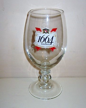 beer glass from the Kronenbourg brewery in France with the inscription '1664 Kronenbourg'