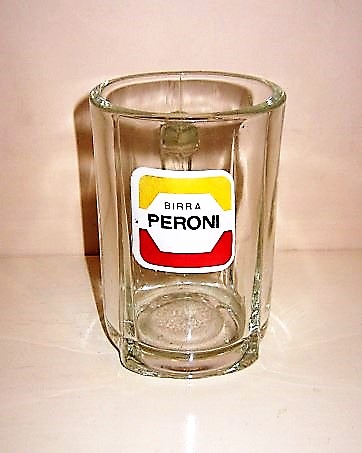 beer glass from the Peroni brewery in Italy with the inscription 'Peroni Birra'