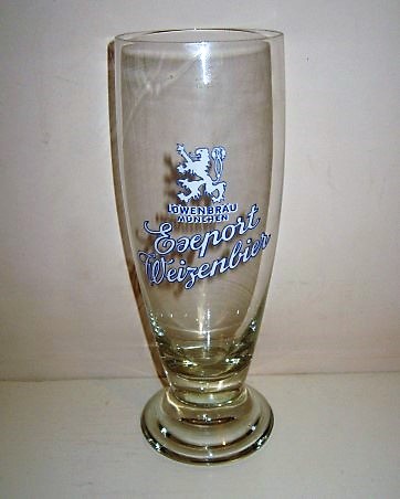 beer glass from the Lowenbrau brewery in Germany with the inscription 'Lowenbrau Munchen Export Weizenbier'