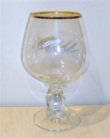 beer glass from the Riva brewery in Belgium with the inscription 'Vondel'