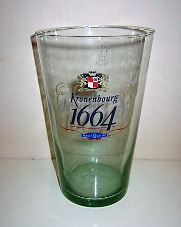 beer glass from the Kronenbourg brewery in France with the inscription 'Kronenbourg 1664 Haute Qualite'
