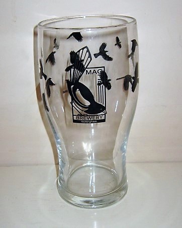 beer glass from the Magpie Bewery brewery in England with the inscription 'Magpie Bewery Nottingham'