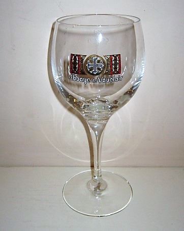 beer glass from the De Gayant  brewery in France with the inscription 'Abbaye De Vauclair'