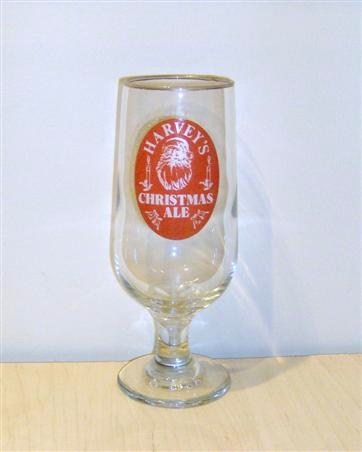 beer glass from the Harvey & Son brewery in England with the inscription 'Harveys Christmas Ale'