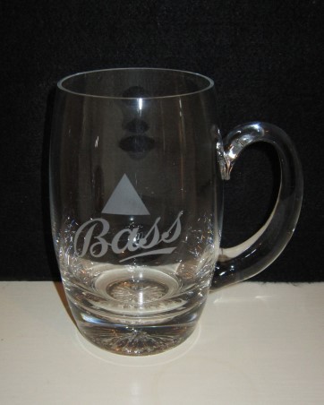 beer glass from the Bass  brewery in England with the inscription 'Bass'