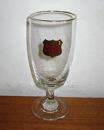 beer glass from the Bass  brewery in England with the inscription 'Gold Lable'