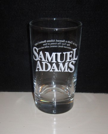 beer glass from the Boston Beer Co brewery in U.S.A. with the inscription 'Samuel Adams'