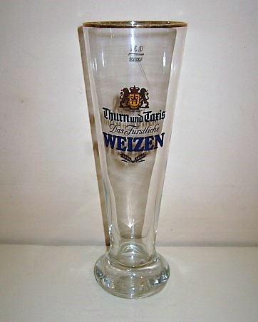 beer glass from the Thurn Und Taxis brewery in Germany with the inscription 'Thurn Und Taris Das Furstliche Weizen'