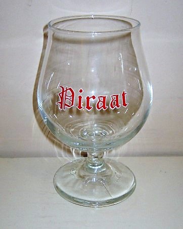 beer glass from the Van Steenberge brewery in Belgium with the inscription 'Piratt'