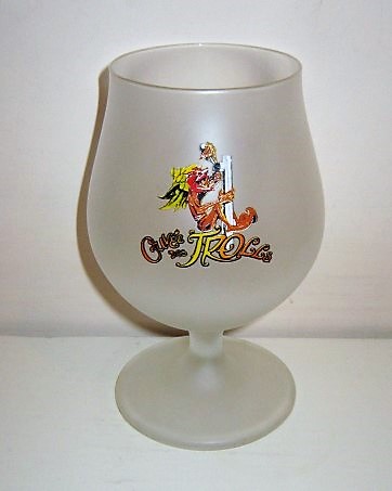 beer glass from the Dubuisson brewery in Belgium with the inscription 'Cuvee Des Trolls'