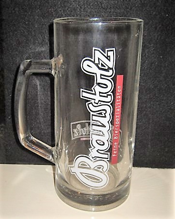 beer glass from the Braustolz brewery in Germany with the inscription 'Braustolz Feine Bierspezialitaen'