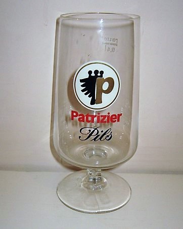 beer glass from the Tucher Brau brewery in Germany with the inscription 'Patrizier Pils'