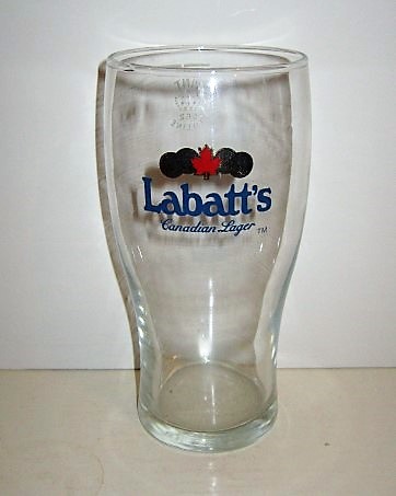 beer glass from the Labbatt's brewery in Canada with the inscription 'Labatt's Canadian Lager'