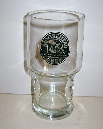 beer glass from the Moosehead Breweries Ltd brewery in Canada with the inscription 'Moosehead Canadian Export Beer'