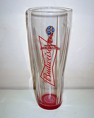 beer glass from the Anheuser Busch brewery in U.S.A. with the inscription 'Budweiser'