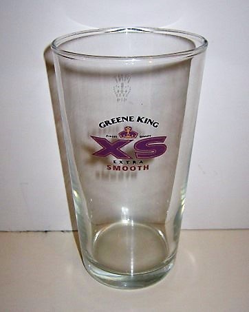 beer glass from the Greene King brewery in England with the inscription 'Greene King XS Extra Smooth'