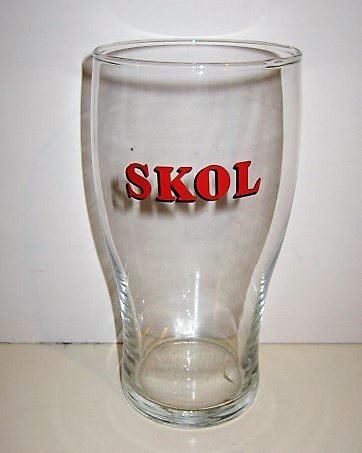 beer glass from the Allied Brewery's brewery in England with the inscription 'Skol '
