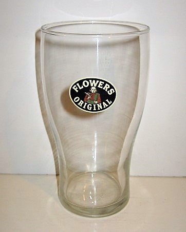 beer glass from the Flowers brewery in England with the inscription 'Flowers Original'