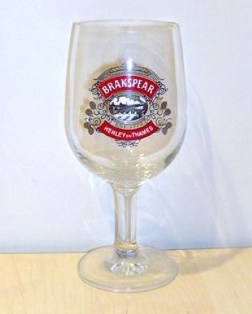 beer glass from the Brakspears brewery in England with the inscription 'Brakspears Henley On Thames'