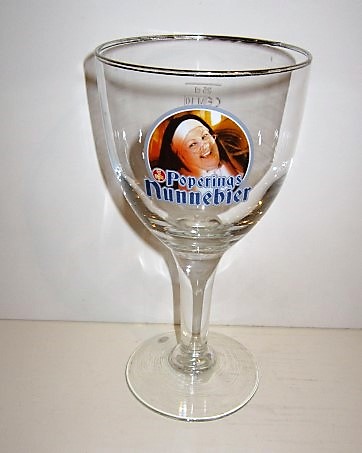 beer glass from the Verhaeghe brewery in Belgium with the inscription 'Poperings Nunnebier'