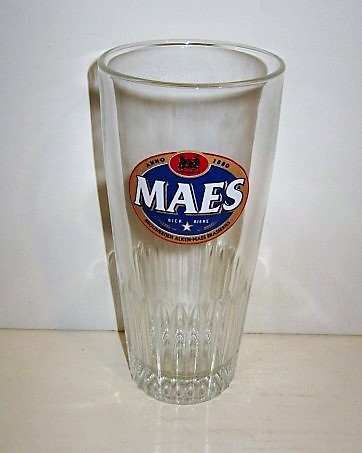 beer glass from the Alken-Maes  brewery in Belgium with the inscription 'Maes Anno 1880 Bier Biere Brouvwerijen Alken-Maes Brasseries'