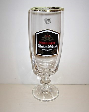 beer glass from the Henninger brewery in Germany with the inscription 'Henninger Kaiser Pilsner Privat'