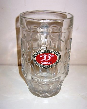 beer glass from the Pelican-Pelforth brewery in France with the inscription '33 Export, Beer.Biere.Bier.Birra. Beer.Biere.Bier.Birra. '