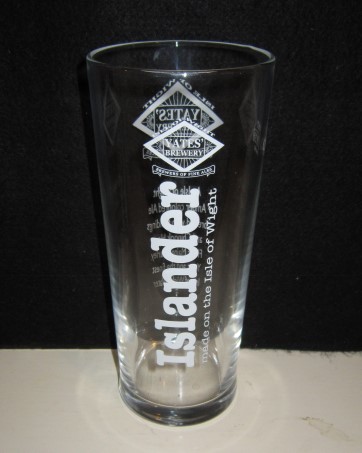 beer glass from the Yates brewery in England with the inscription 'Yates Brewery Isle Of Wight Brewers Of Fine Ale, Islander Made On The Isle Of Wight '