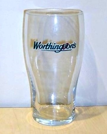 beer glass from the Worthington brewery in England with the inscription 'Worthington's '