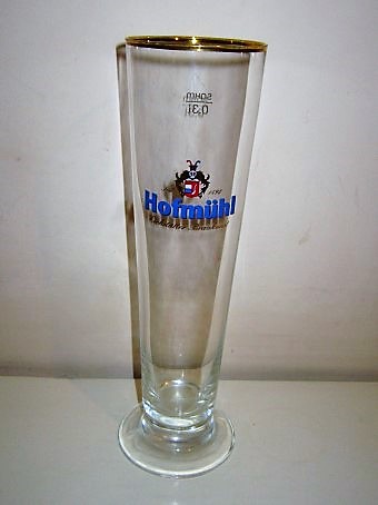 beer glass from the Hofmuhl brewery in Germany with the inscription 'Hofmuhl Seit 1492 Eichstatter Braukunst'