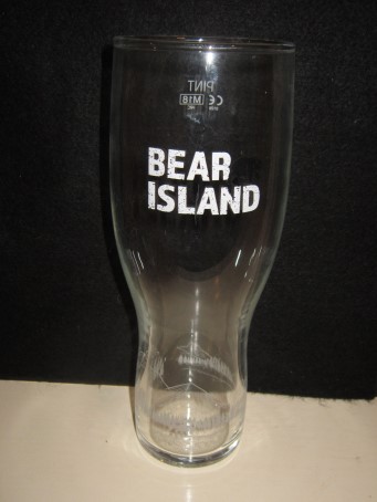 beer glass from the Shepherd Neame brewery in England with the inscription 'Bear Island'