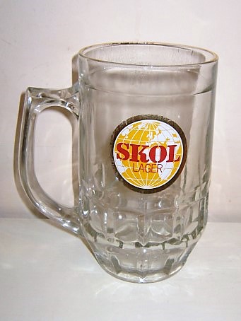 beer glass from the Allied Brewery's brewery in England with the inscription 'Skol Lager'