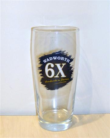 beer glass from the Wadworth brewery in England with the inscription 'Wadworth 6X Handmade In Devizes'