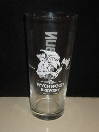 beer glass from the Wychwood  brewery in England with the inscription 'Wychwood Brewery '