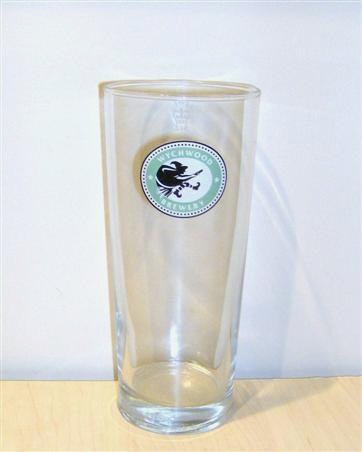 beer glass from the Wychwood  brewery in England with the inscription 'Wychwood Brewery'